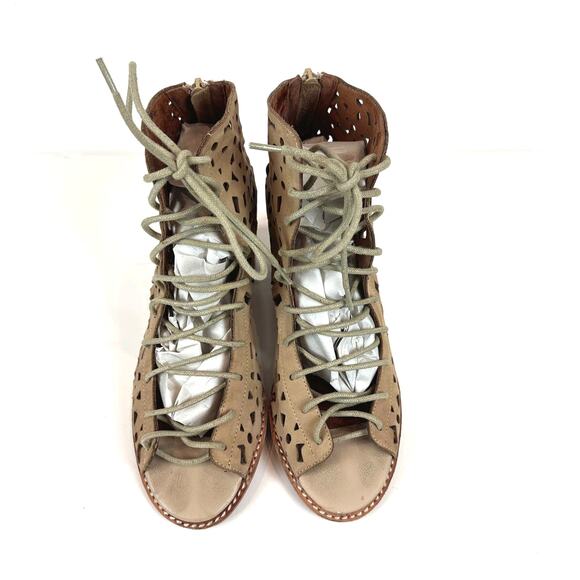 Jeffrey Campbell Women's Cors-Daisy Laser Cut Leather Lace Up Heels Size 8 Tan - Picture 5 of 9
